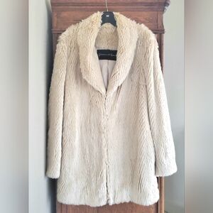 GRAHAM AND SPENCER FAUX FUR COAT IVORY LARGE